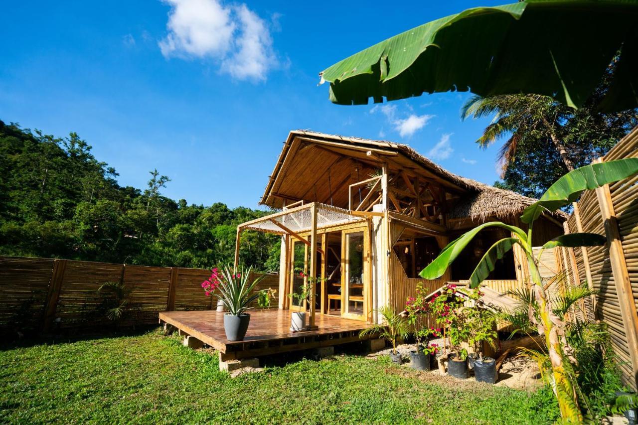 Palayan Villa - Villa With Views, Garden And Pool Эль-Нидо Экстерьер фото