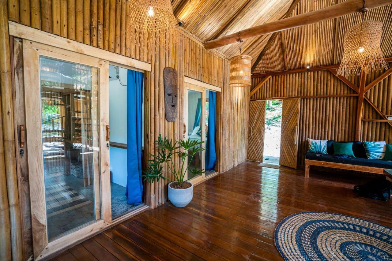 Palayan Villa - Villa With Views, Garden And Pool Эль-Нидо Экстерьер фото