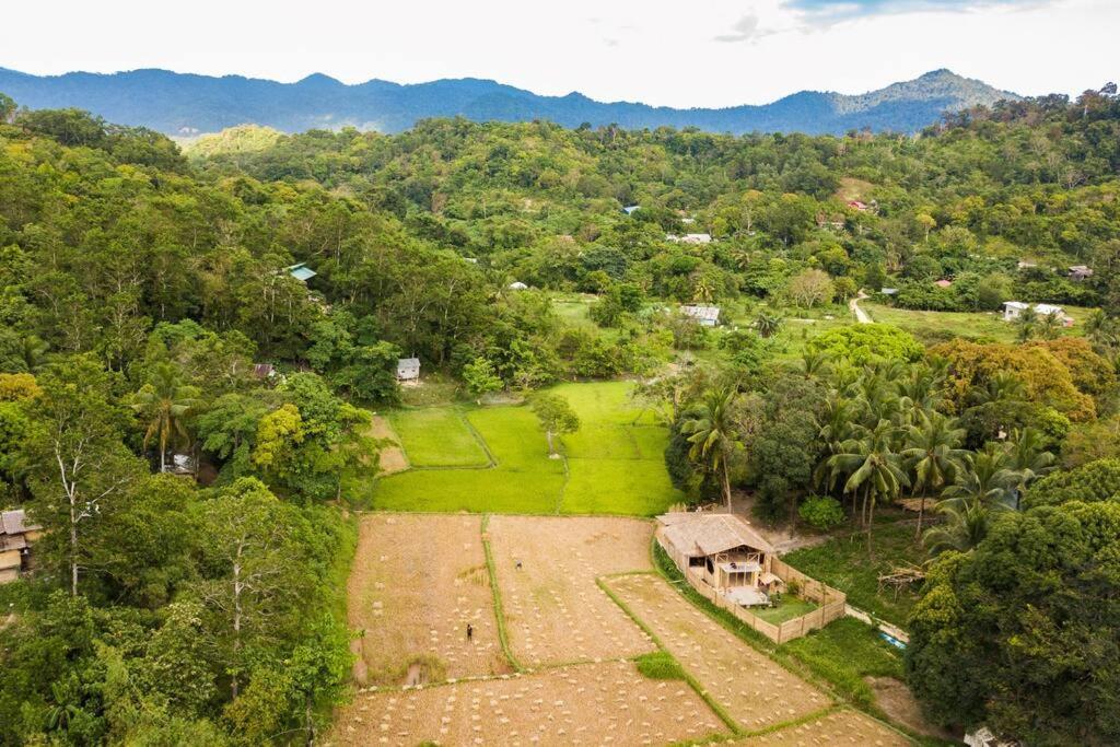 Palayan Villa - Villa With Views, Garden And Pool Эль-Нидо Экстерьер фото