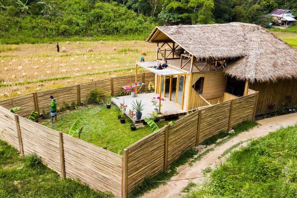 Palayan Villa - Villa With Views, Garden And Pool Эль-Нидо Экстерьер фото